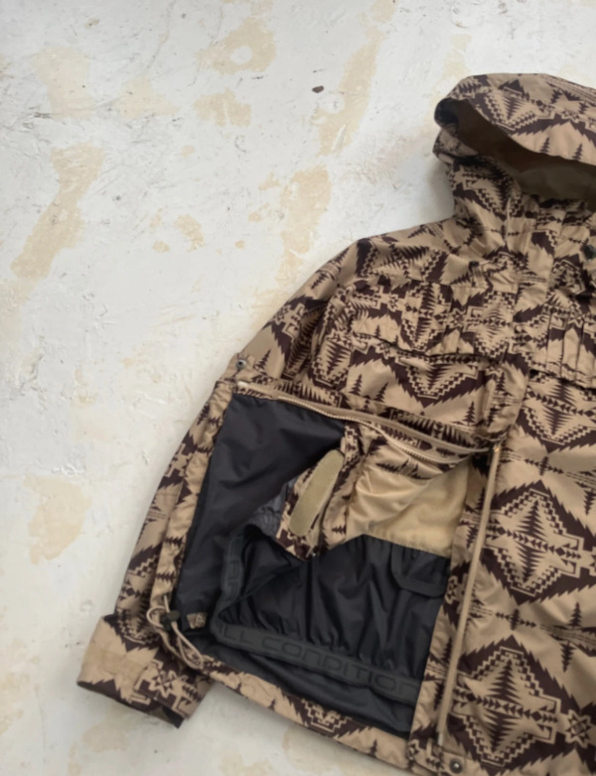 00s Nike ACG Aztec Technical Panelled Ski Jacket