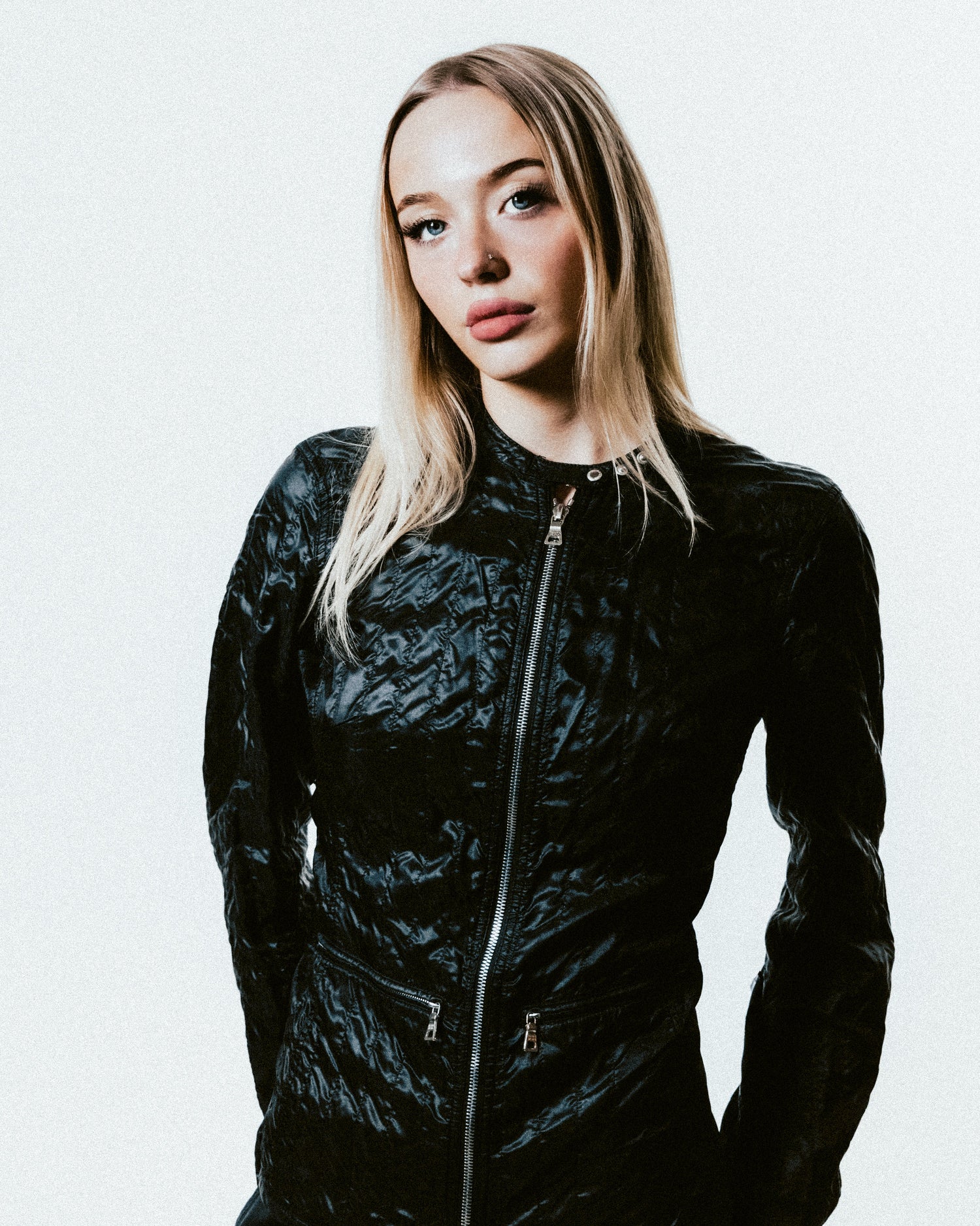 WOMENSWEAR