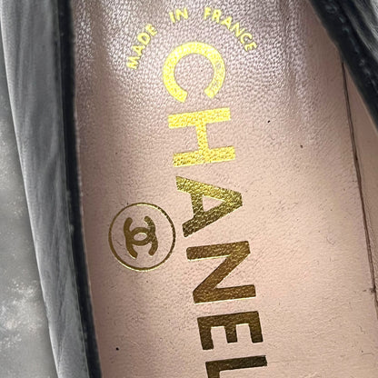 2000s Chanel Leather Mid Heel Pumps
