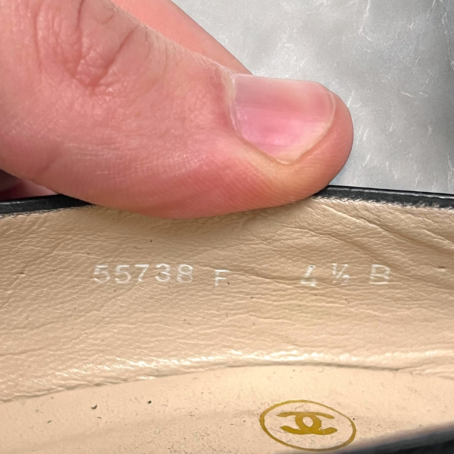 2000s Chanel Leather Mid Heel Pumps