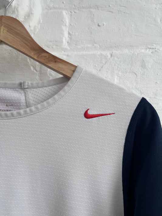 00s Nike Sphere Dry By Tony Spackman Panelled Tee