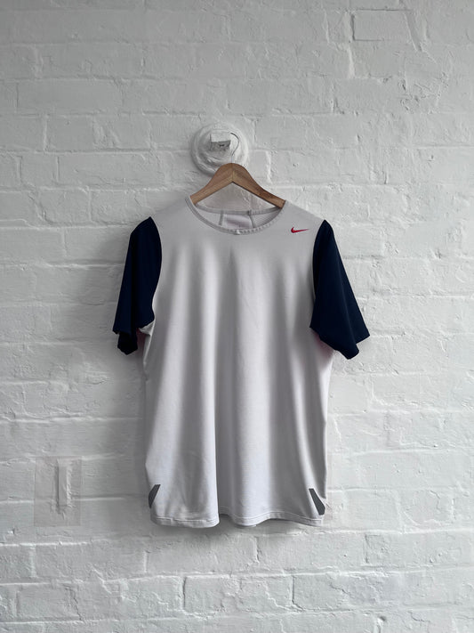 00s Nike Sphere Dry By Tony Spackman Panelled Tee